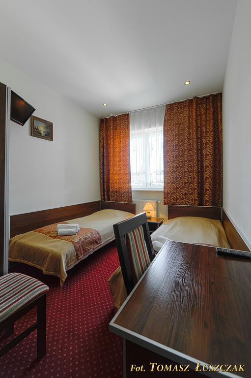 Hotel Kaprys Świdnik Szoba fotó